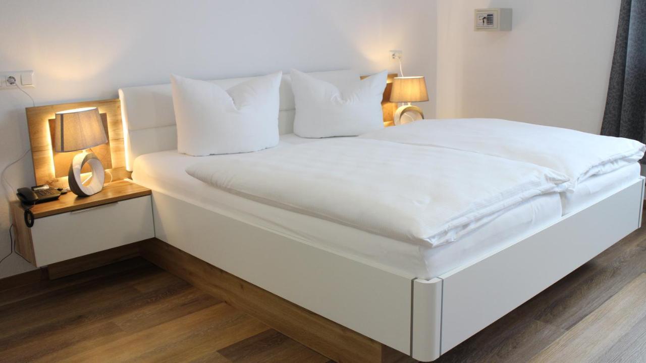 Hotel Glas Schwarzwald Fluorn-Winzeln Екстериор снимка