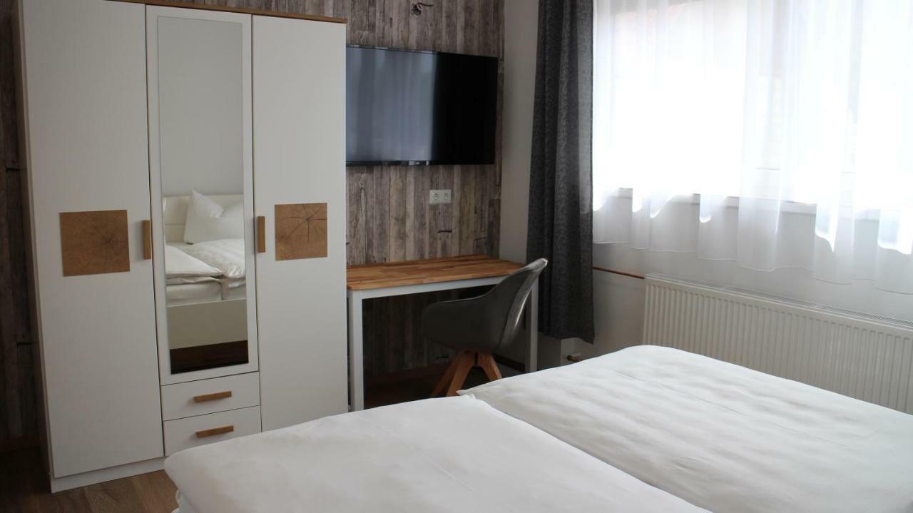 Hotel Glas Schwarzwald Fluorn-Winzeln Екстериор снимка